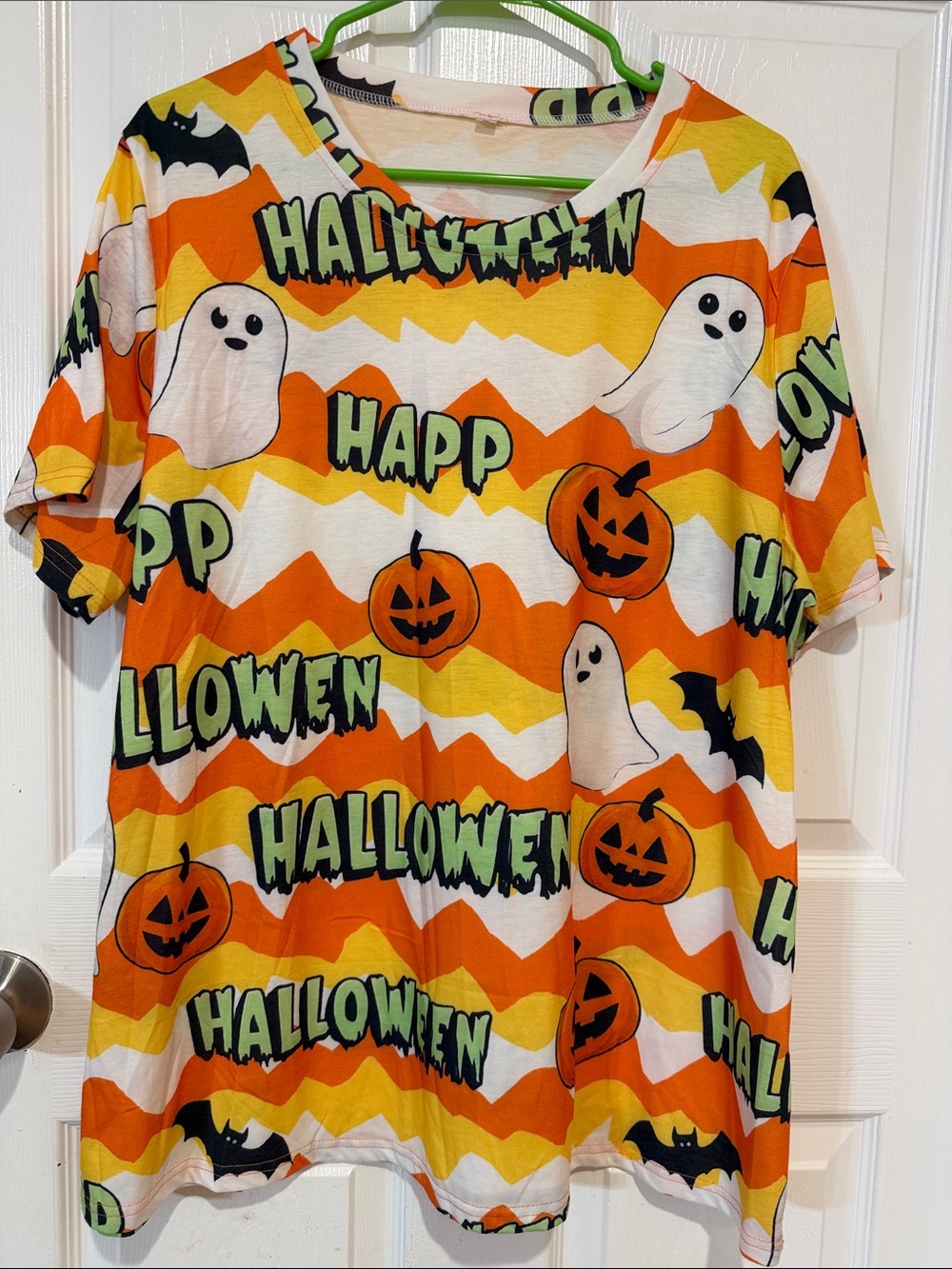 Halloween Adult T-Shirt — Orange, Yellow & White- XL- Like New